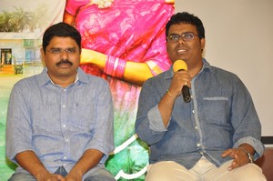 Oka Manasu Press Meet Photos